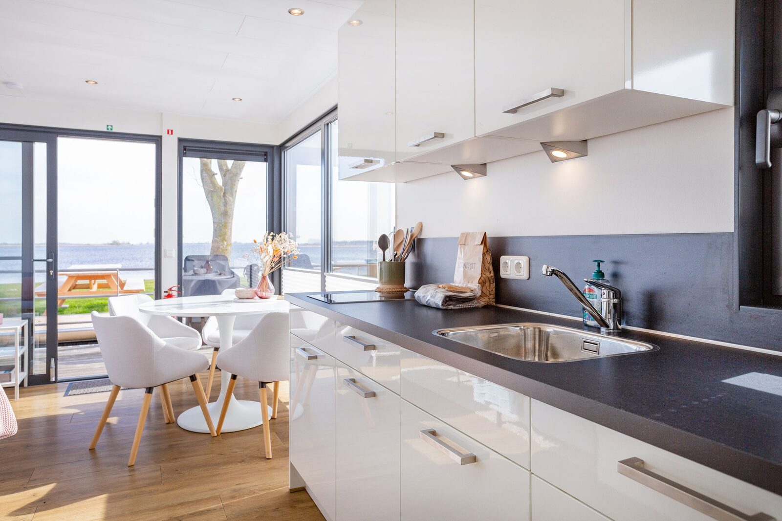 Houseboat Agua Dolce - Paviljoenwei 4-12 | Sneek (Offingawier)
