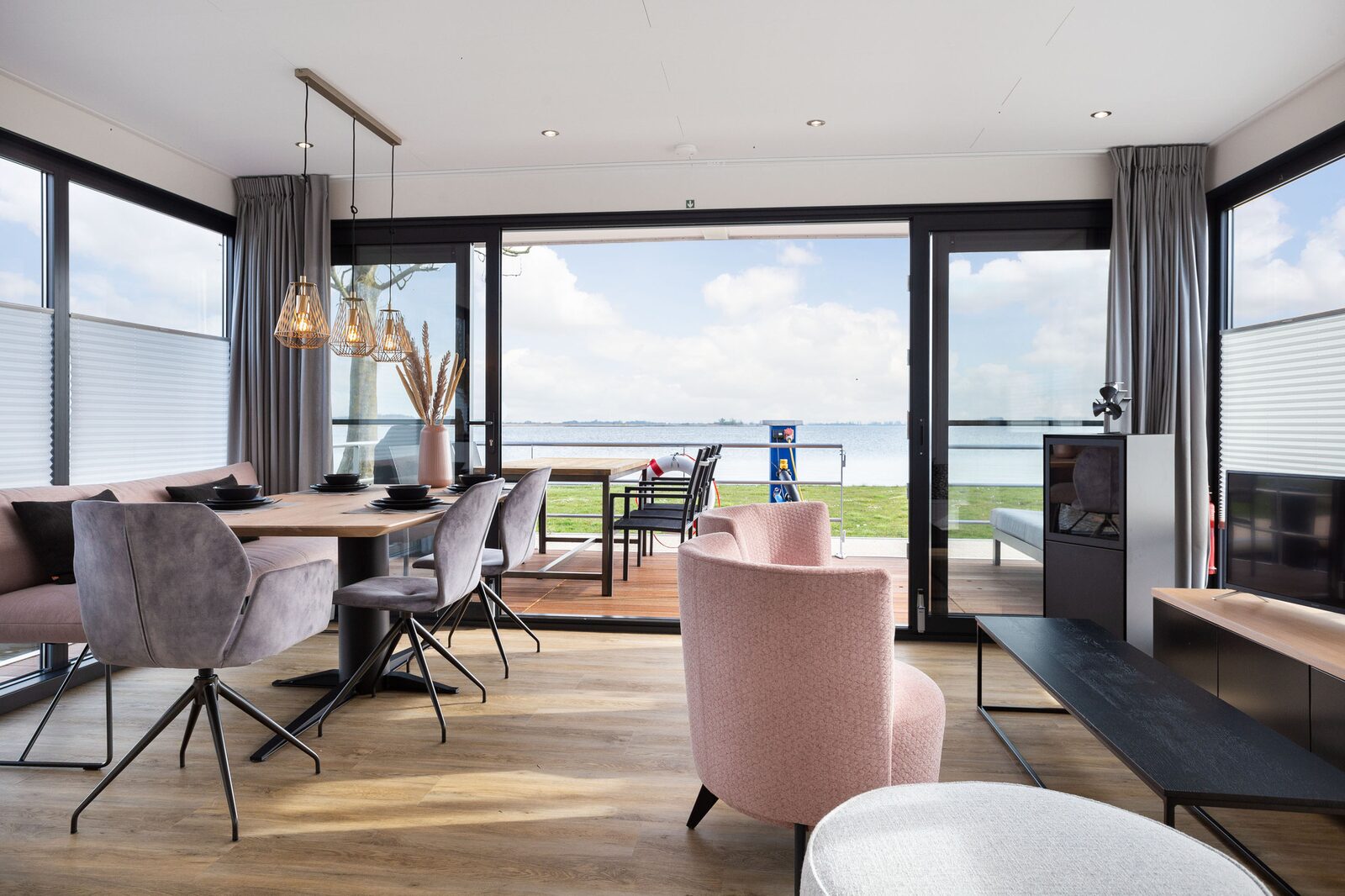 Houseboat 'de Valreep' met tuin - Paviljoenwei 4-15 | Sneek (Offingawier)