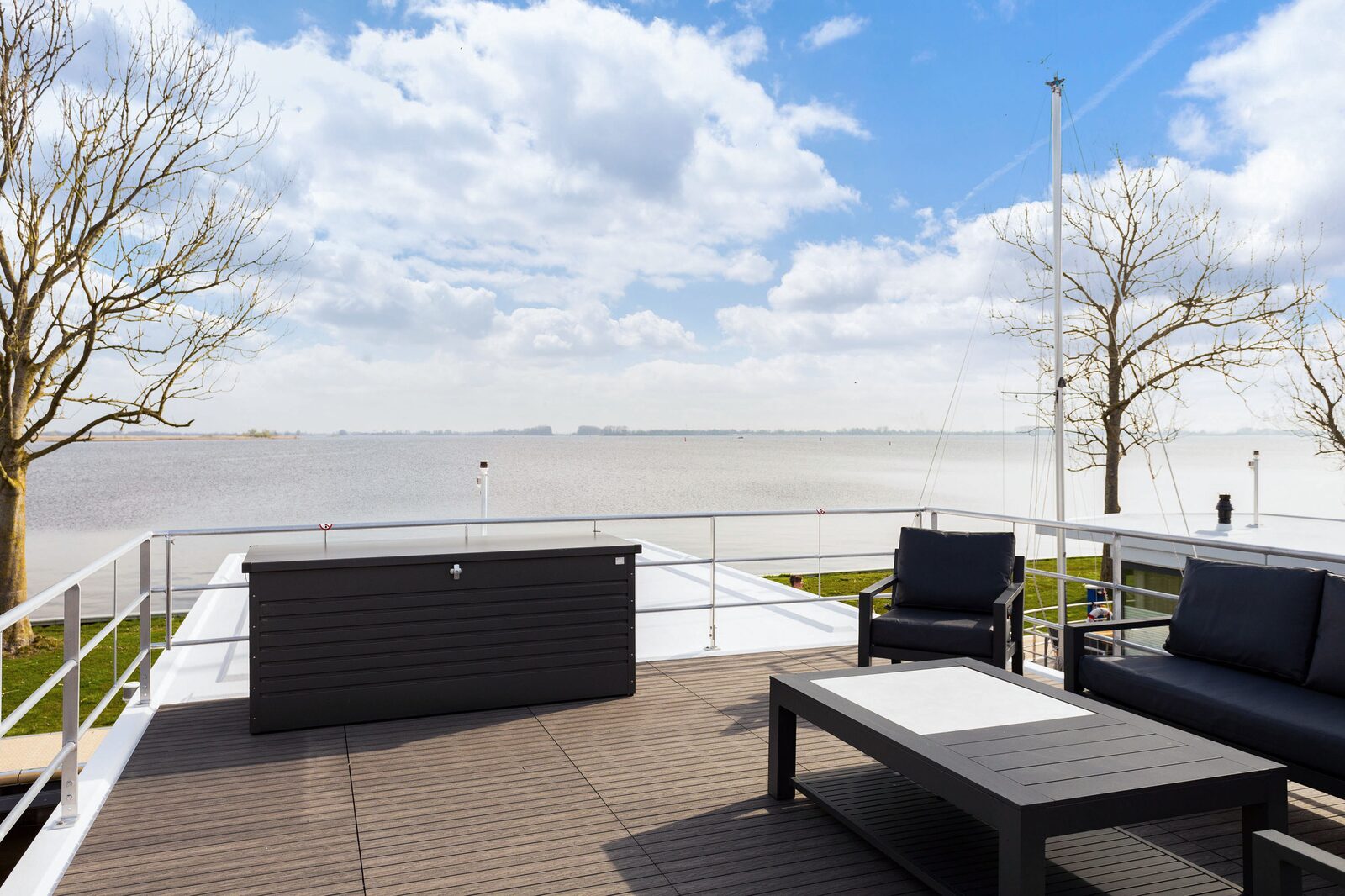 Houseboat 'de Valreep' met tuin - Paviljoenwei 4-15 | Sneek (Offingawier)