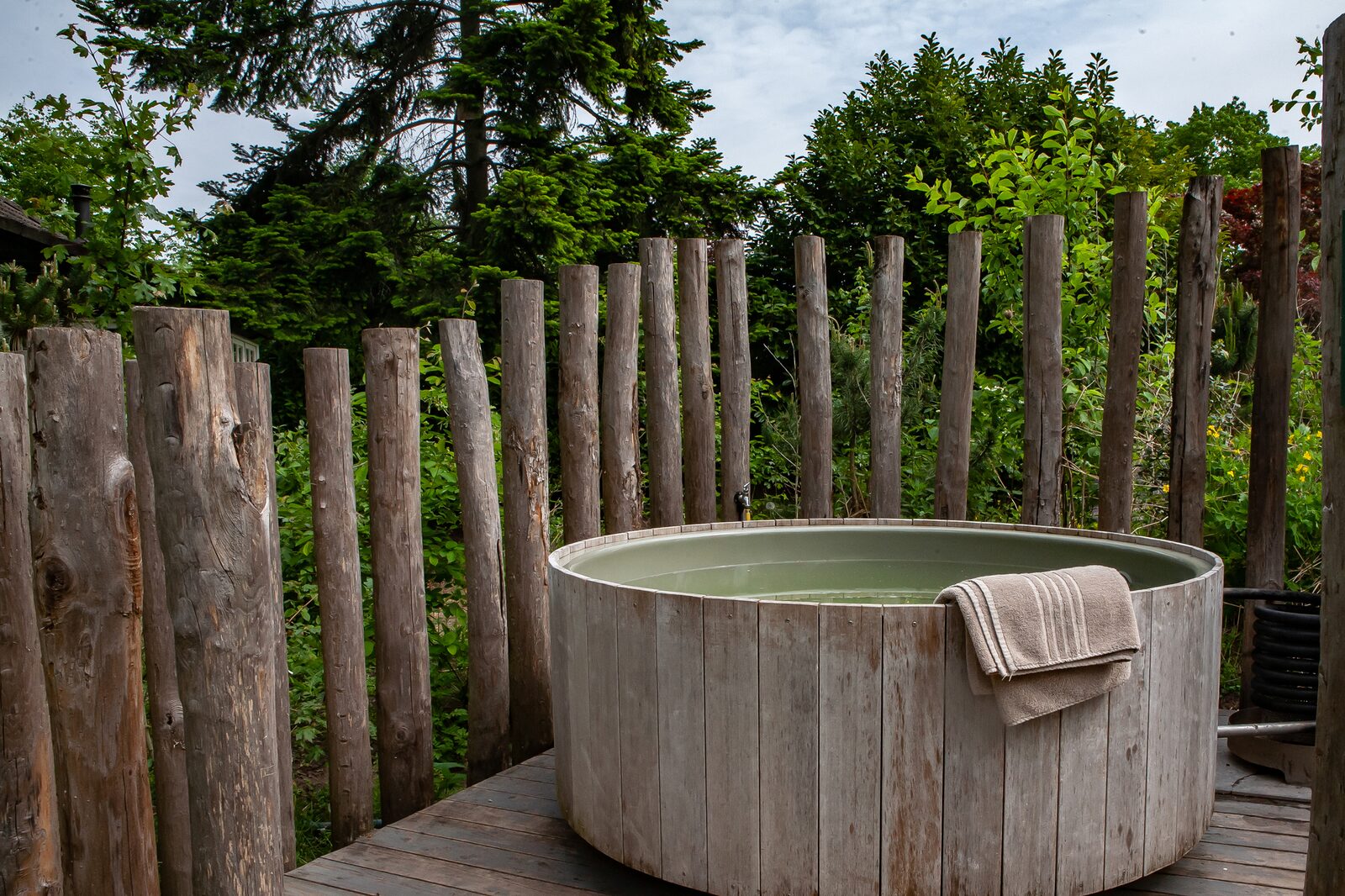 Luxury King's Lodge with Hottub | 4-8 Pers.