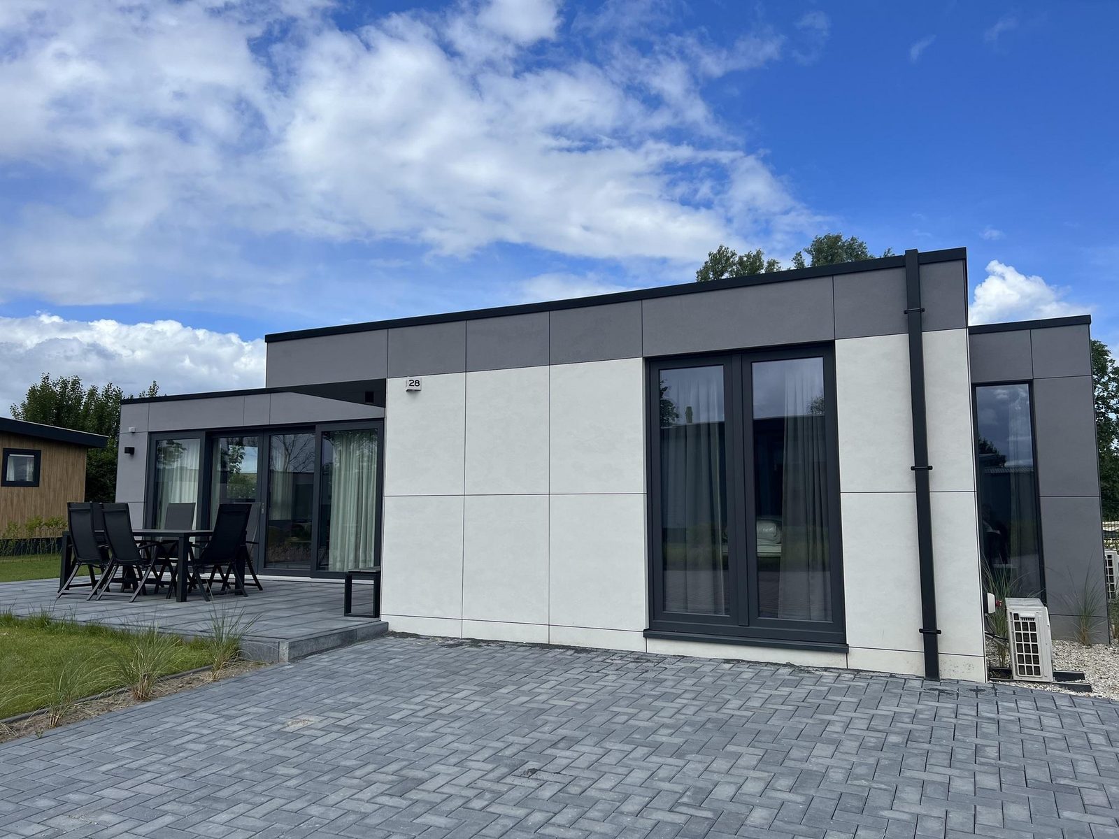 VZ1111 Vakantiechalet in Scherpenisse