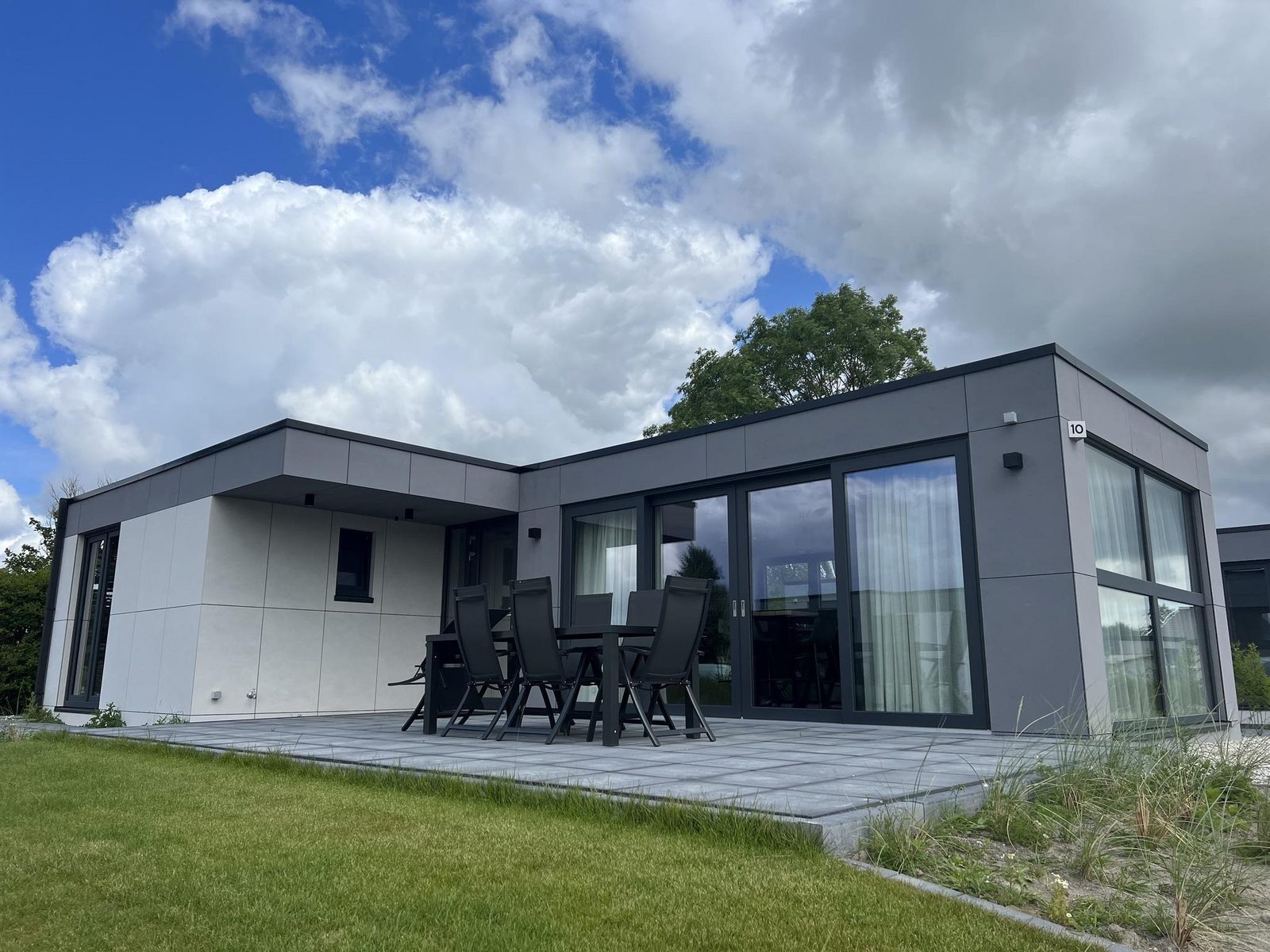 VZ1111 Vakantiechalet in Scherpenisse