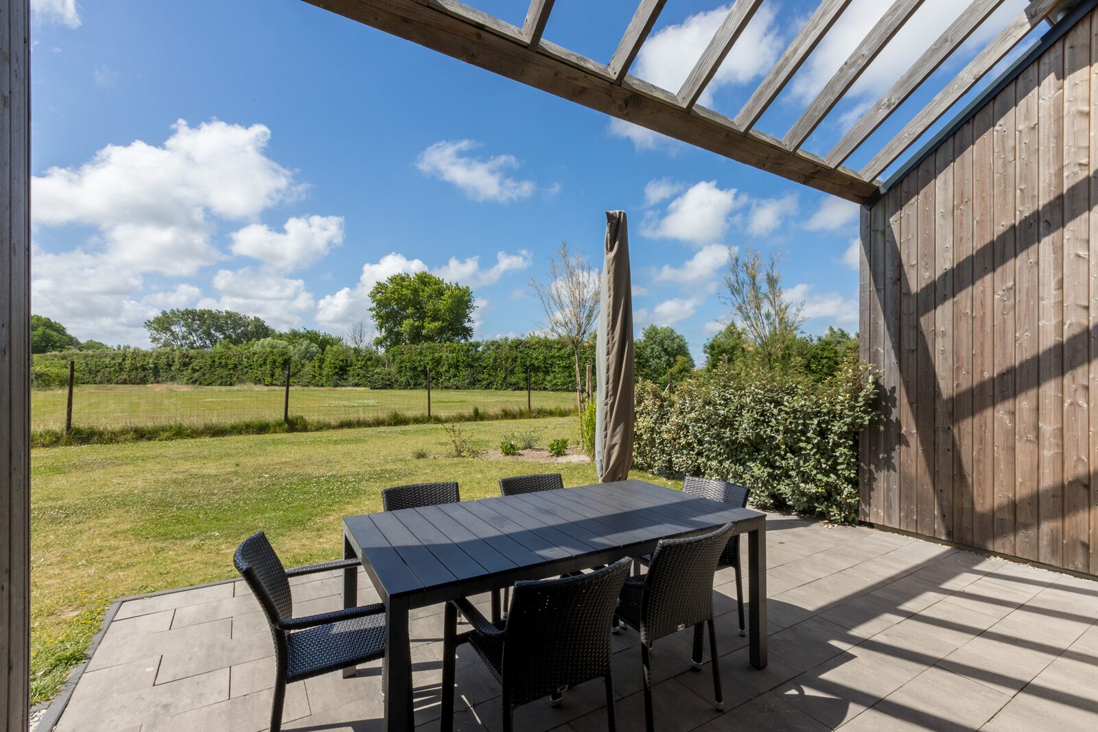 Ferienhaus - Vroondijk 2 | Vrouwenpolder 'Duinappel en Zonnebes'