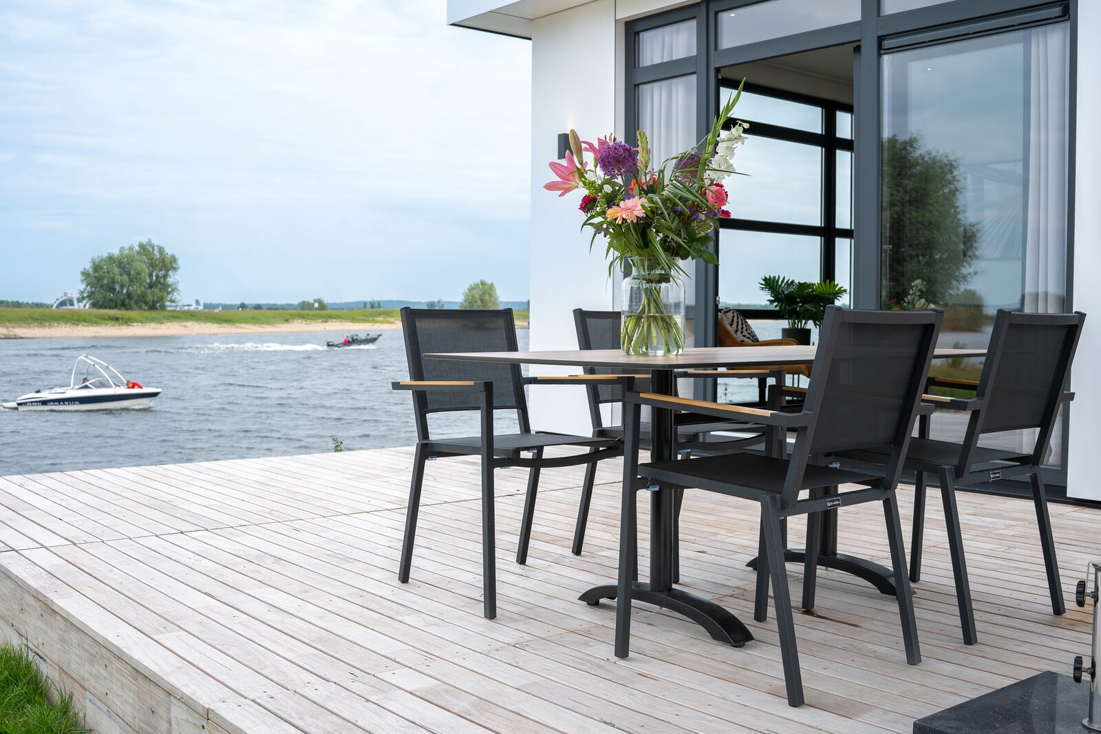 Villa Maritiem - am Wasser | 4 Pers.