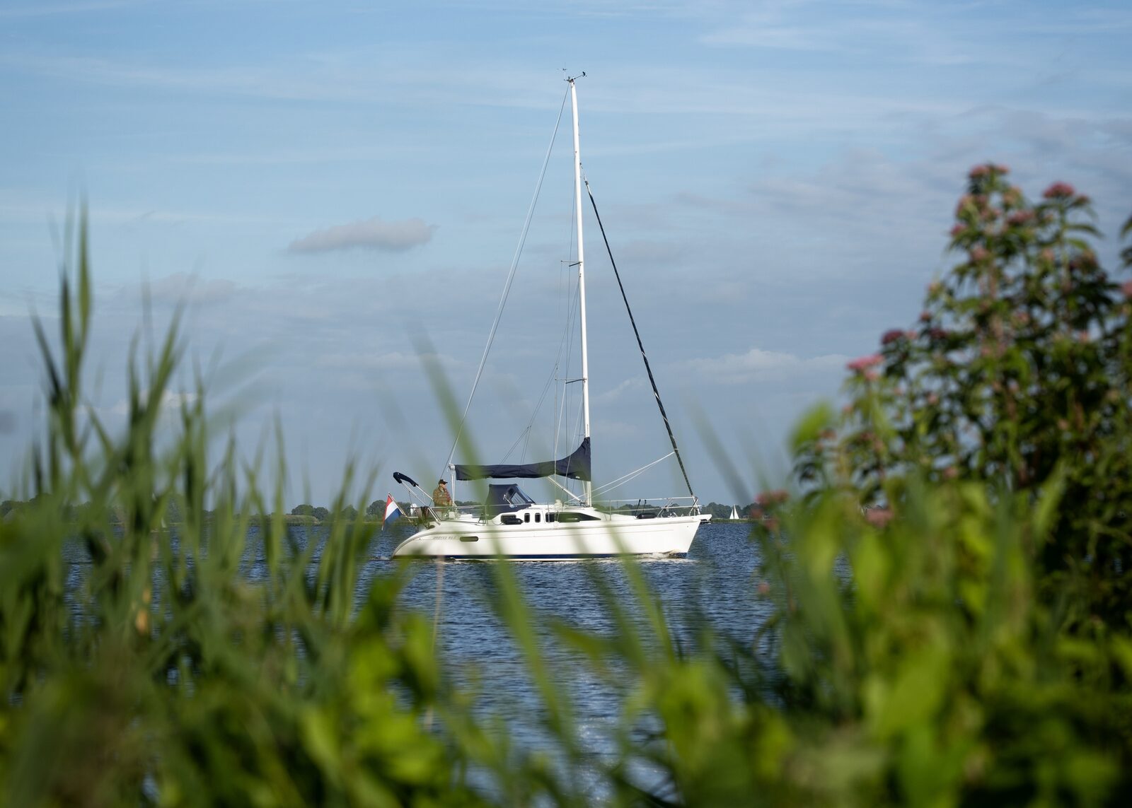 Houseboat 'Elysium' met eigen aanlegsteiger - Paviljoenwei 4-14 | Sneek (Offingawier)