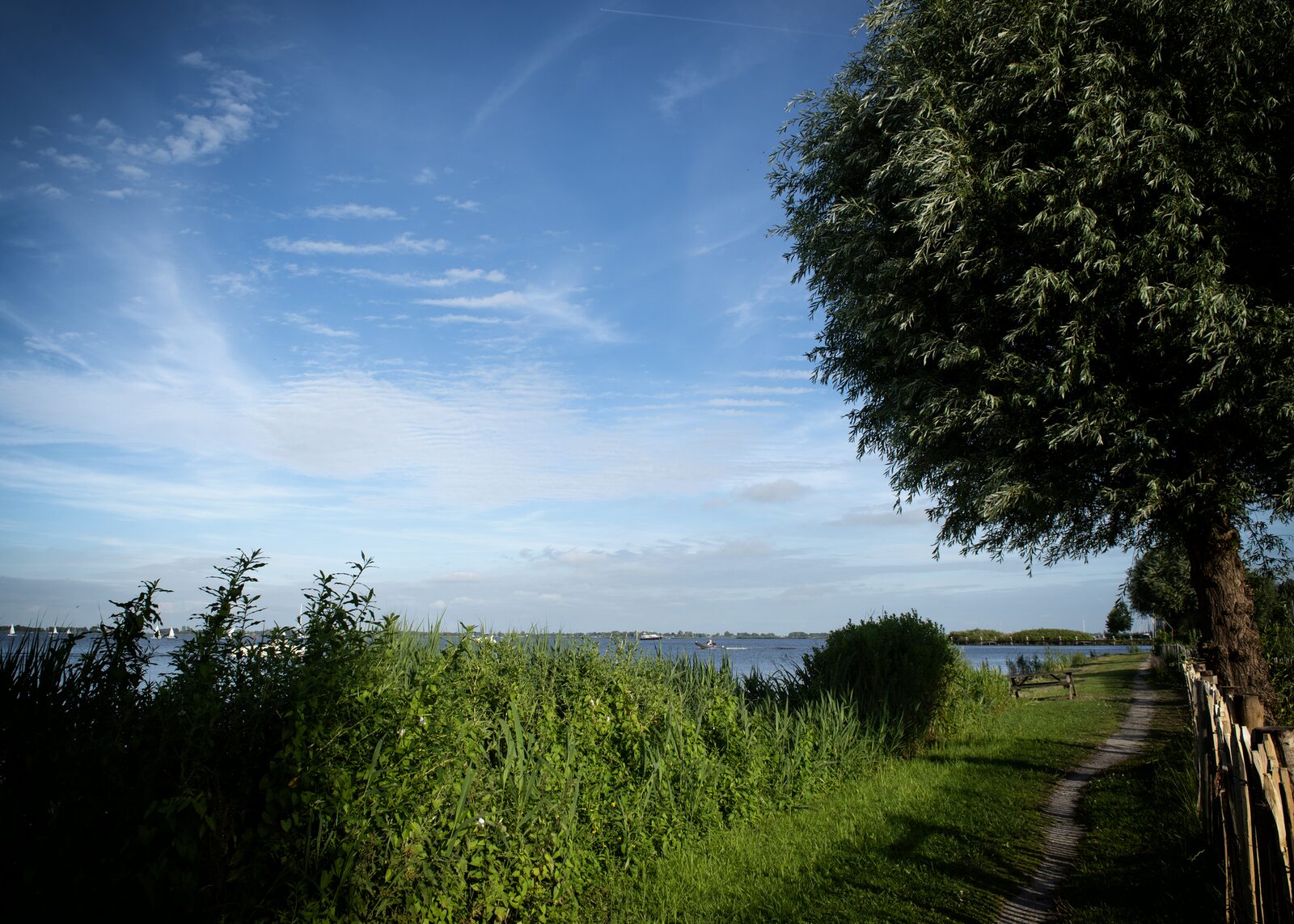 Houseboat 'Elysium' met eigen aanlegsteiger - Paviljoenwei 4-14 | Sneek (Offingawier)