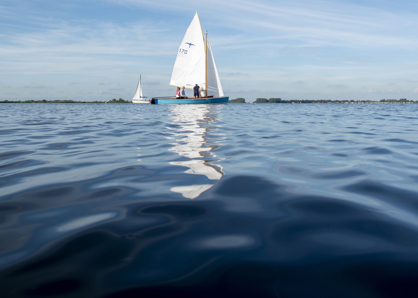 Houseboat 'Elysium' met eigen aanlegsteiger - Paviljoenwei 4-14 | Sneek (Offingawier)