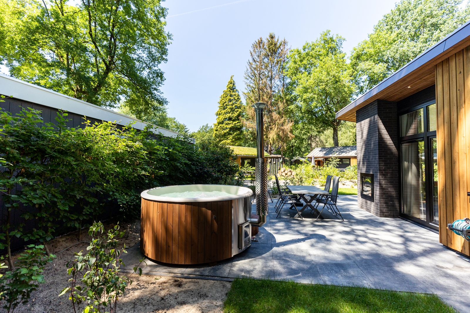 Bos Lodge 55 Eco 4 persons with Hottub and Sauna