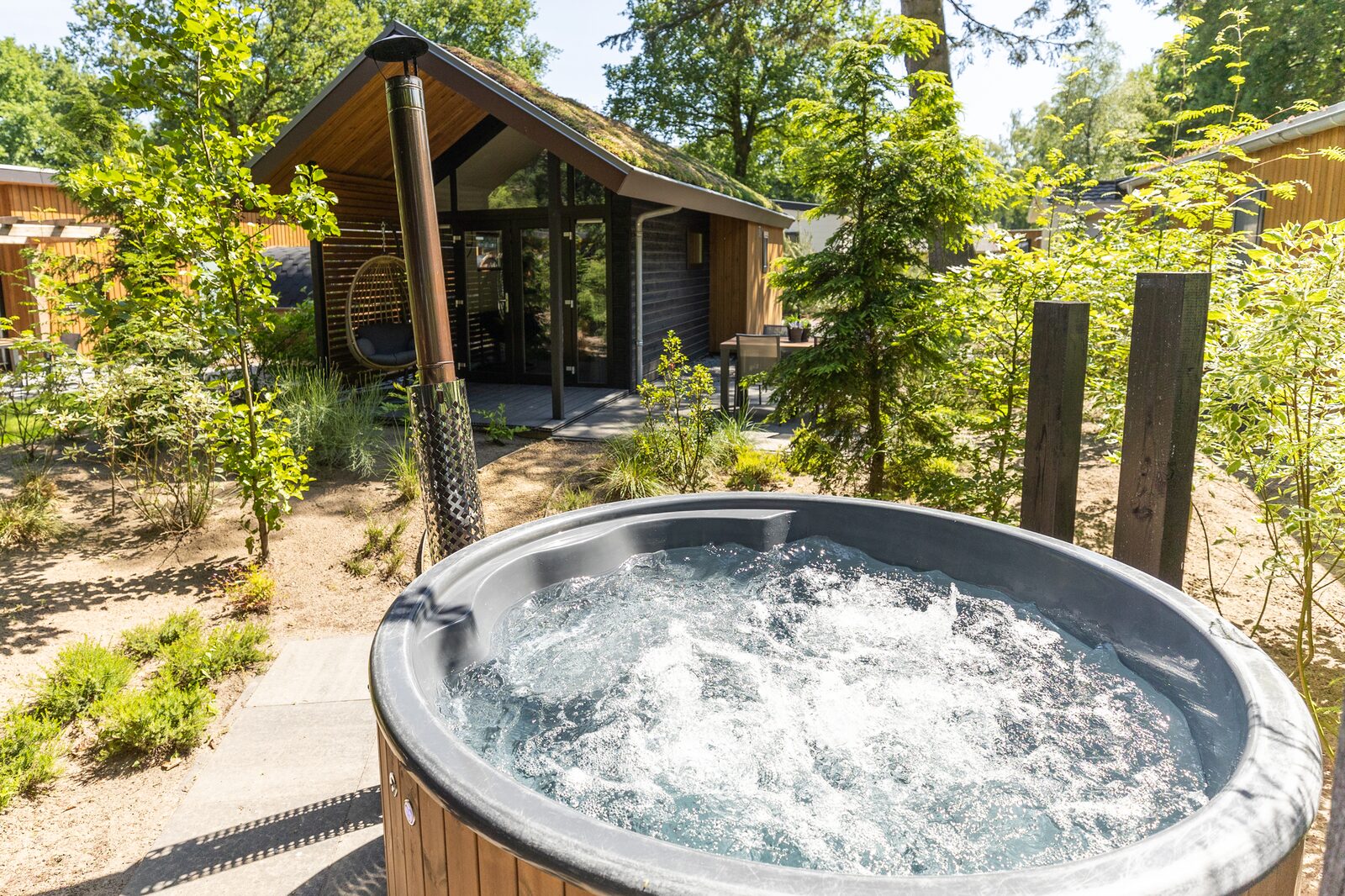 Tiny Lodge Eco 4 Personen mit Hottub