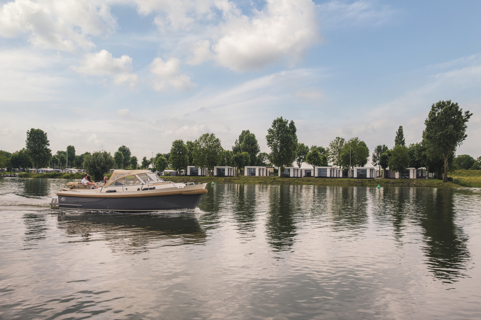 Villa Maritiem - am Wasser | 4 Pers.
