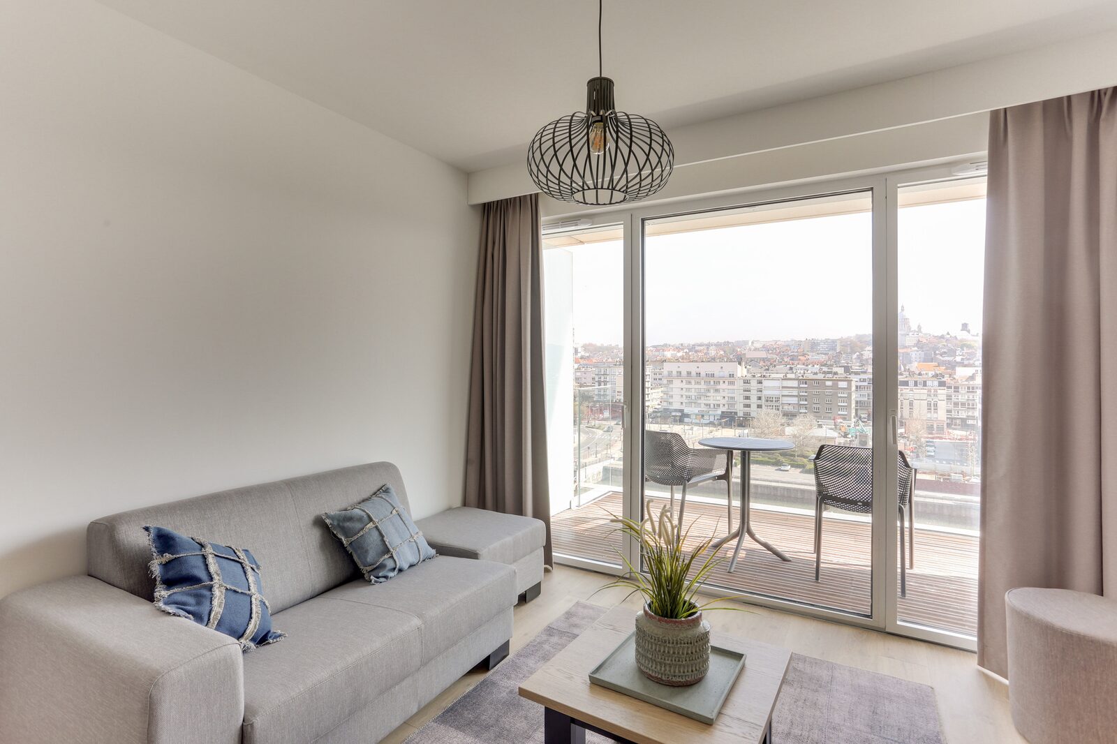 Studio pour 4 personnes avec lit double et balcon, vue sur le port 