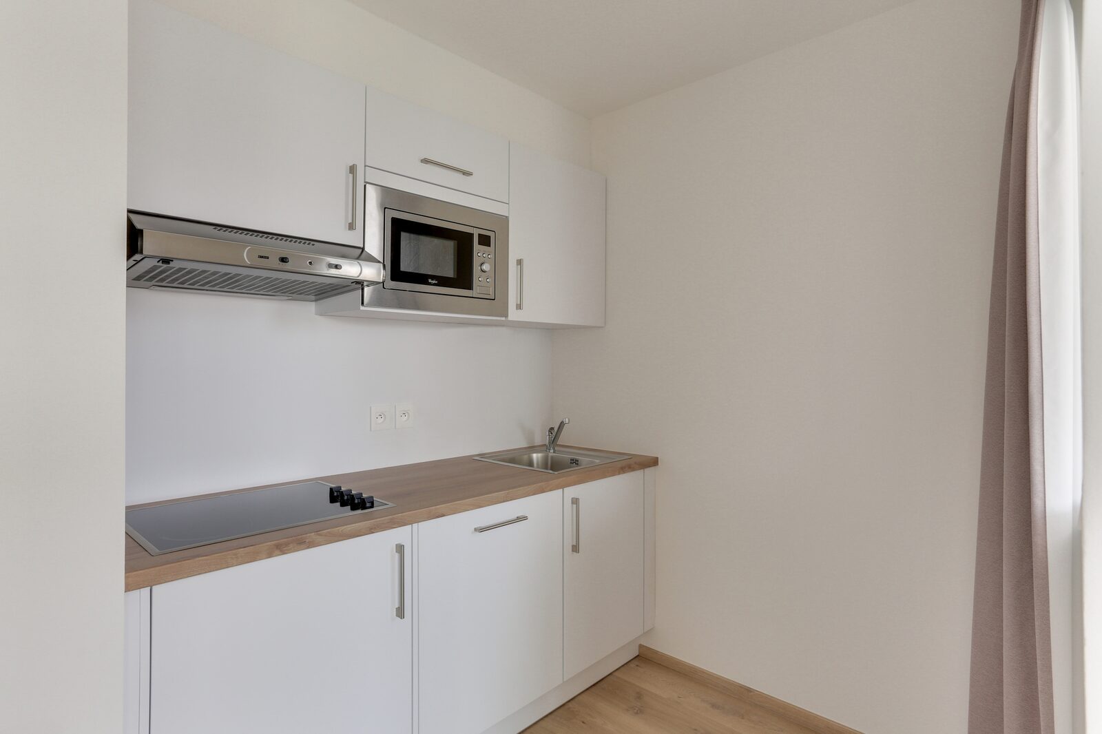 Suite luxe pour 4 personnes avec 2 chambres et balcon, adaptée PMR