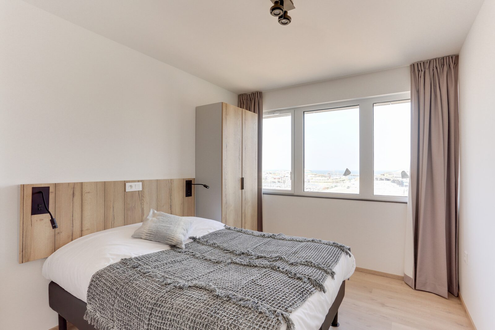 Suite luxe pour 4 personnes avec 2 chambres et balcon, adaptée PMR