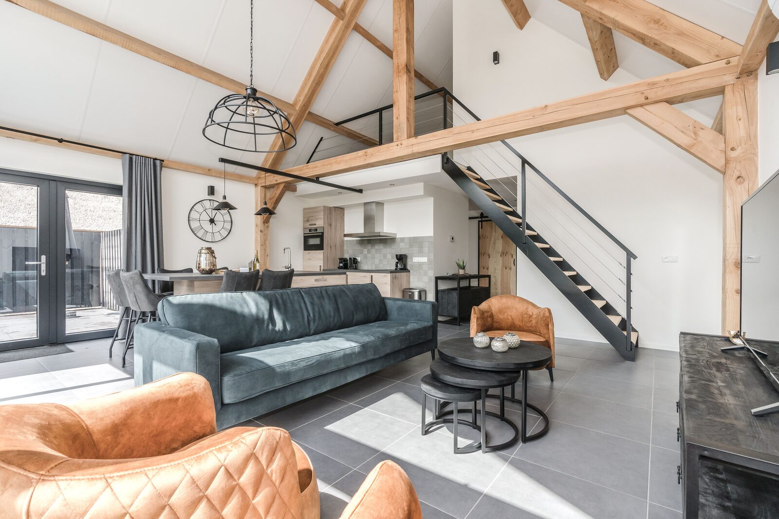 Farm Lodge 704