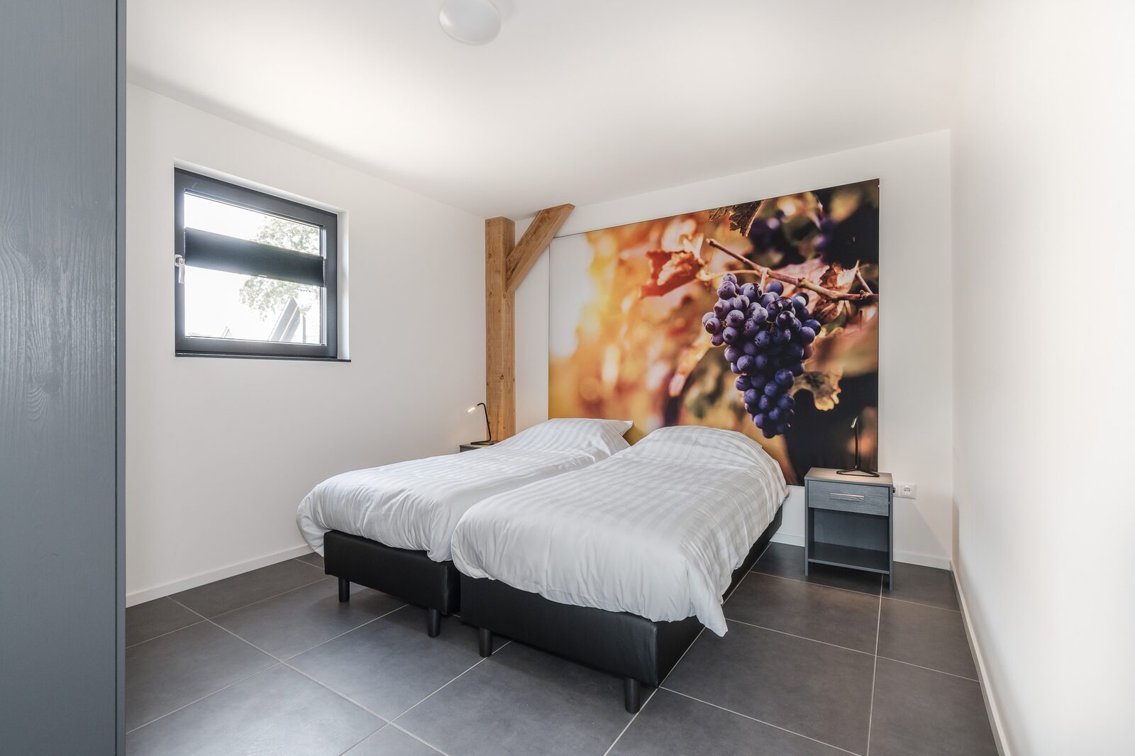 Farm Lodge 704