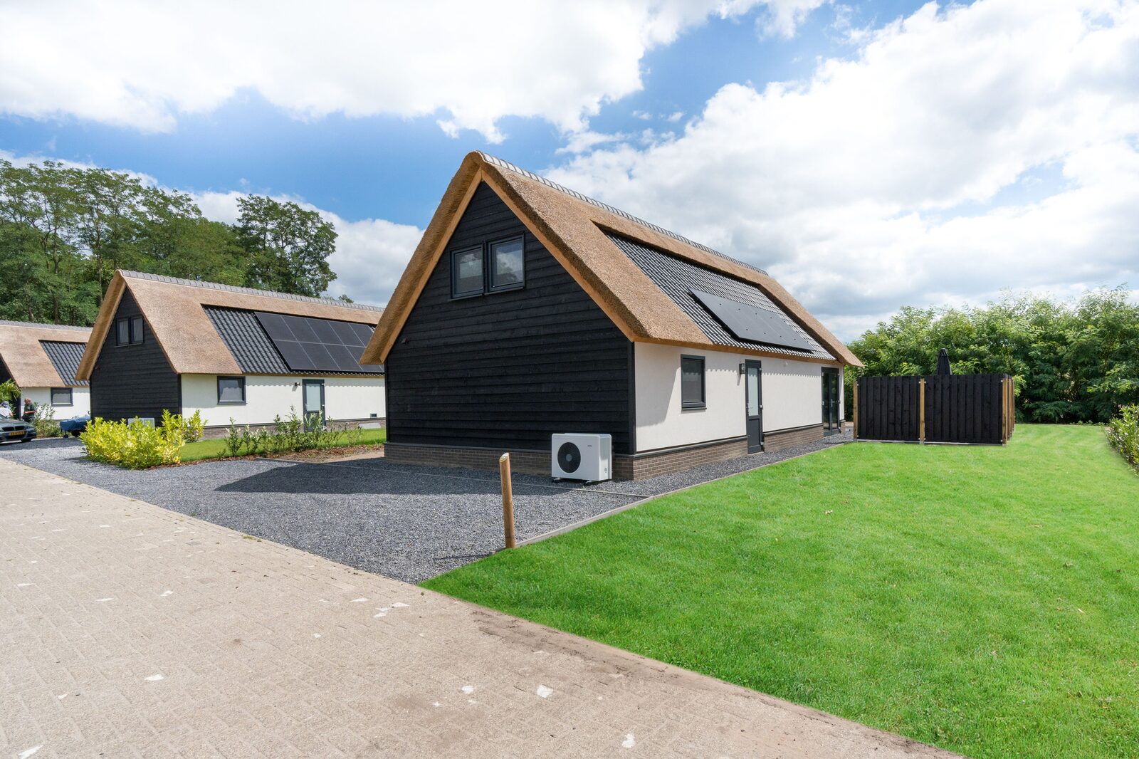 Farm Lodge 704