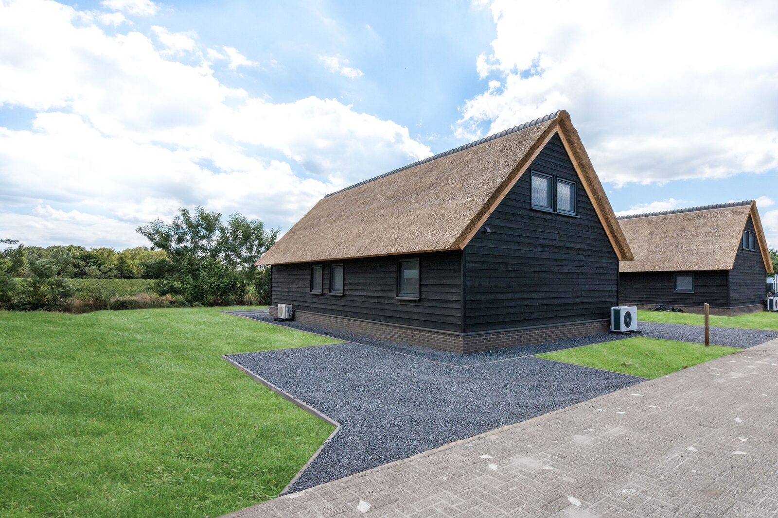 Farm Lodge 707