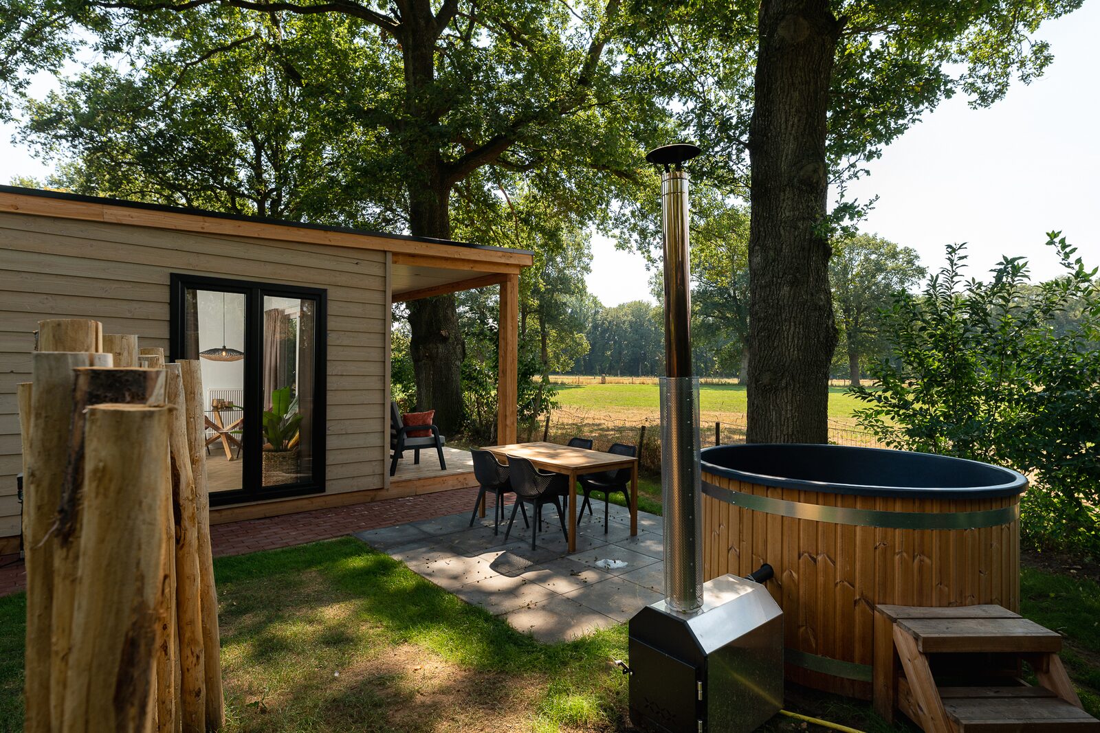 nature-lodge-met-sauna-en-hottub-2-personen