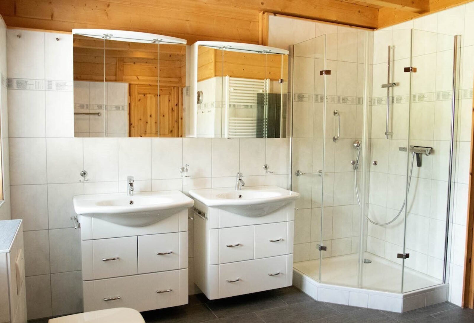 Luxus Blockhaus - Sonnenhang Lodge B