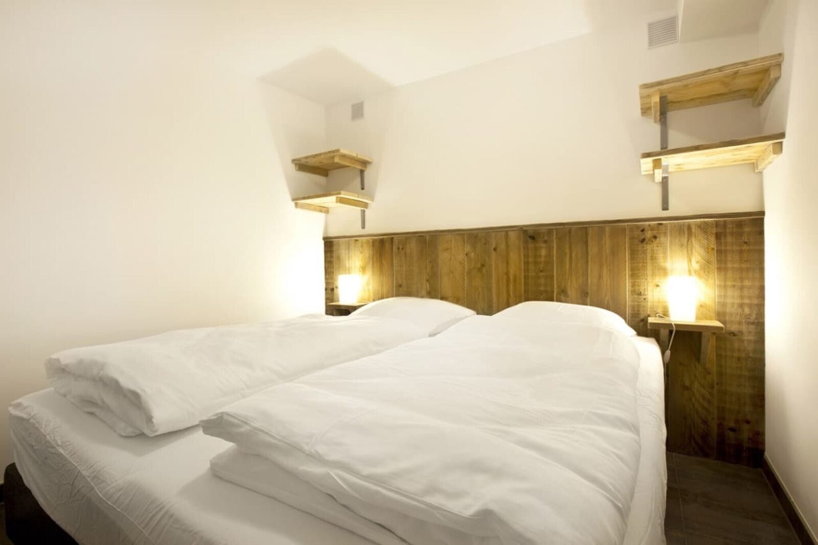 Kristall Apartments B