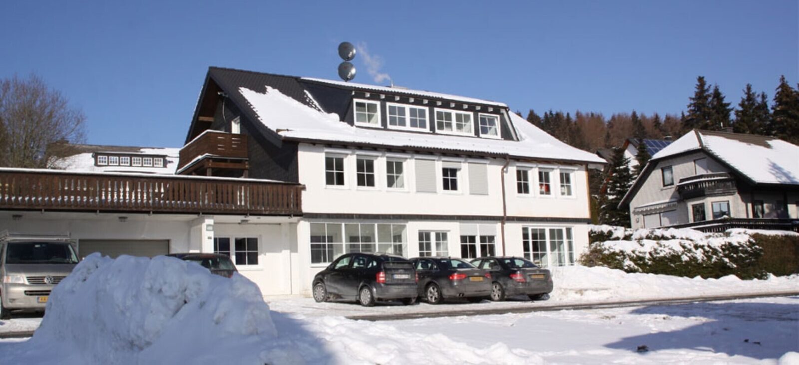 Kristall Apartments B