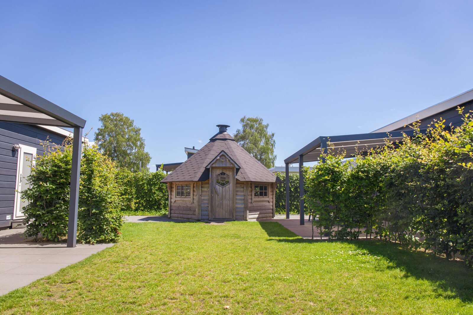 Veluwelodge XL mit Grillhaus für 6 + 6 Personen