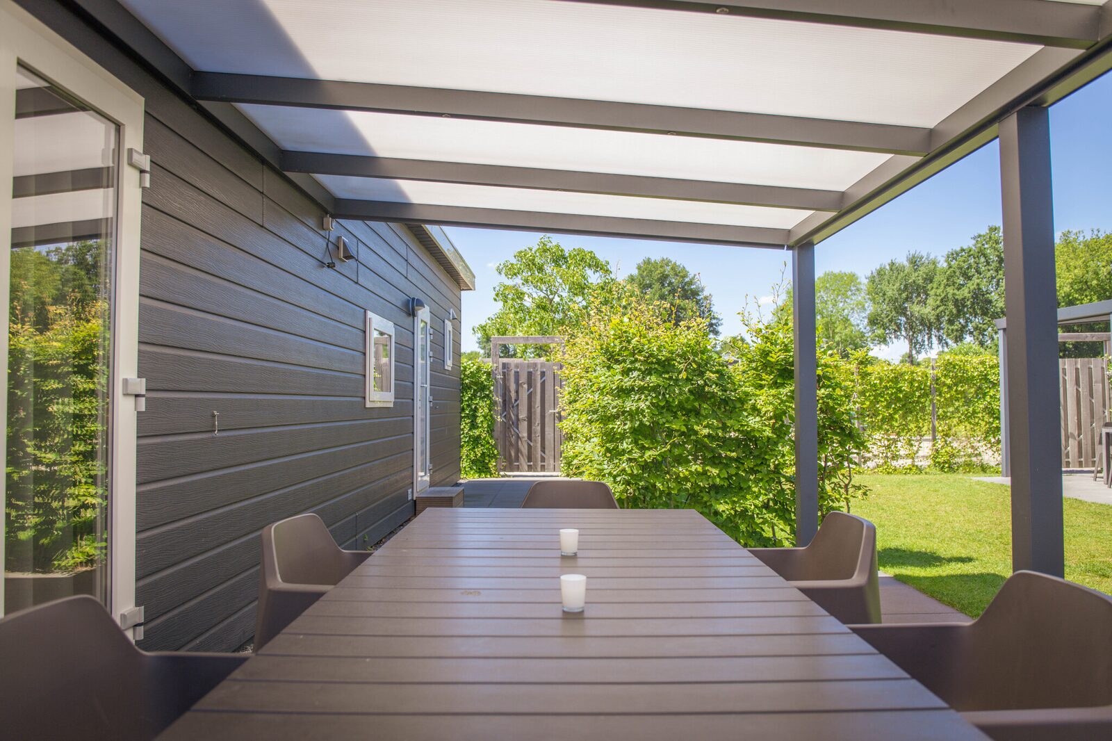 Veluwelodge XL mit Grillhaus für 6 + 6 Personen