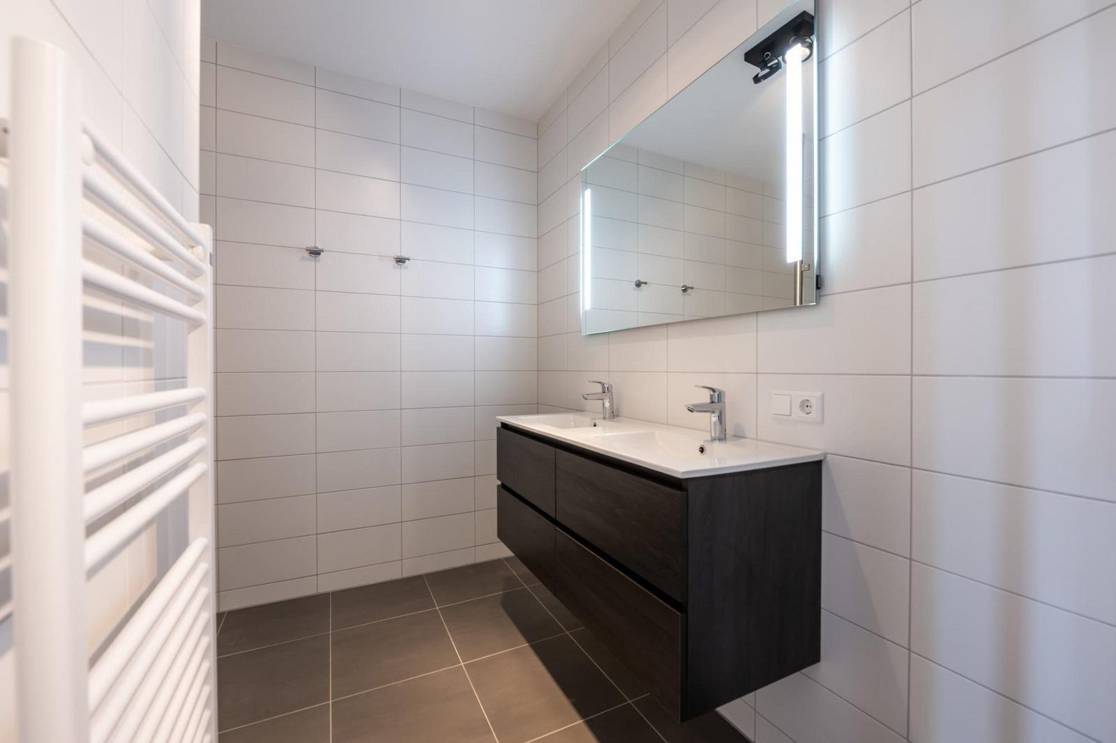 Harbour Loft 1E | Résidence Marina