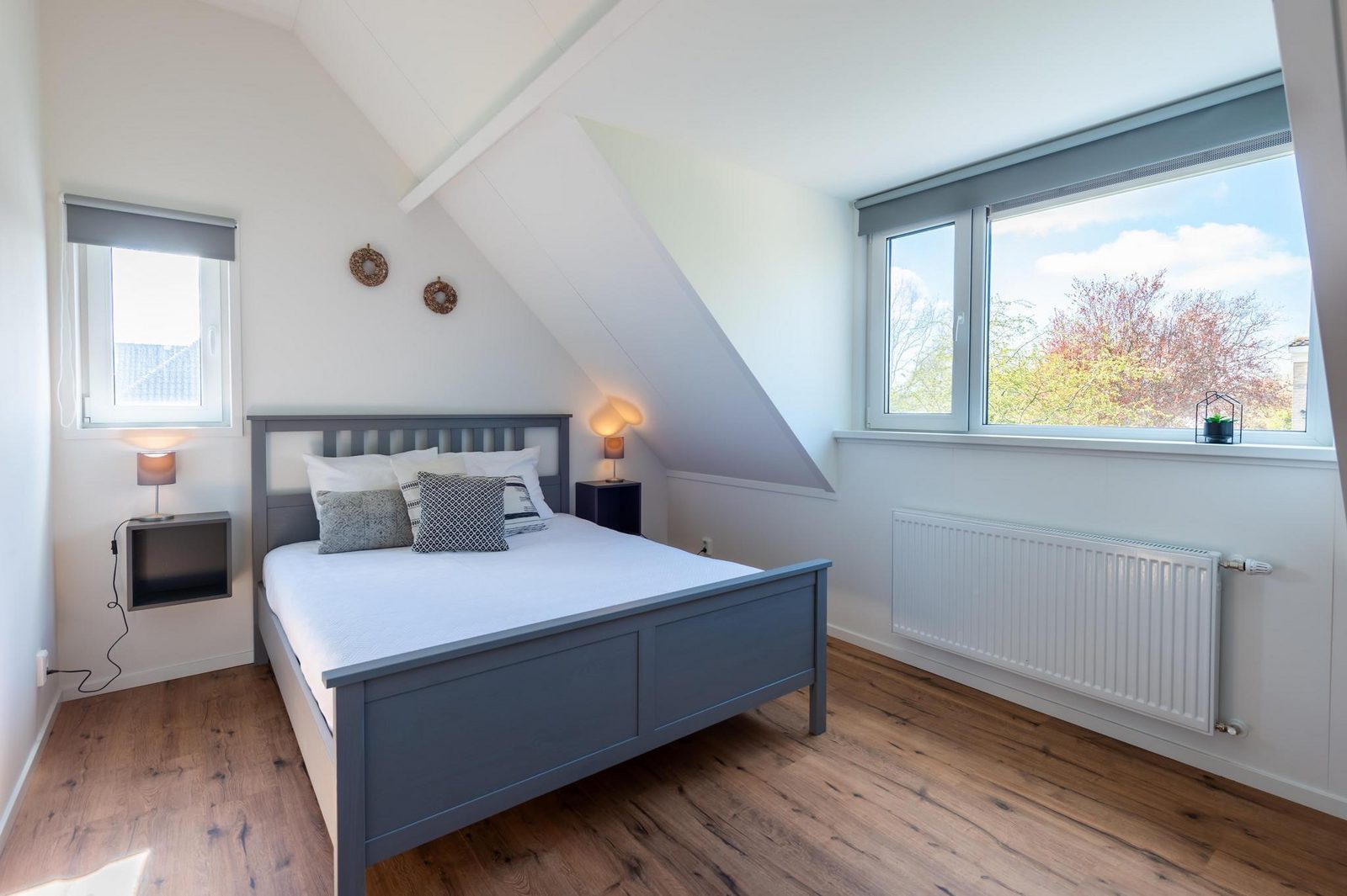 VZ1164 Große freistehende Villa in Kamperland