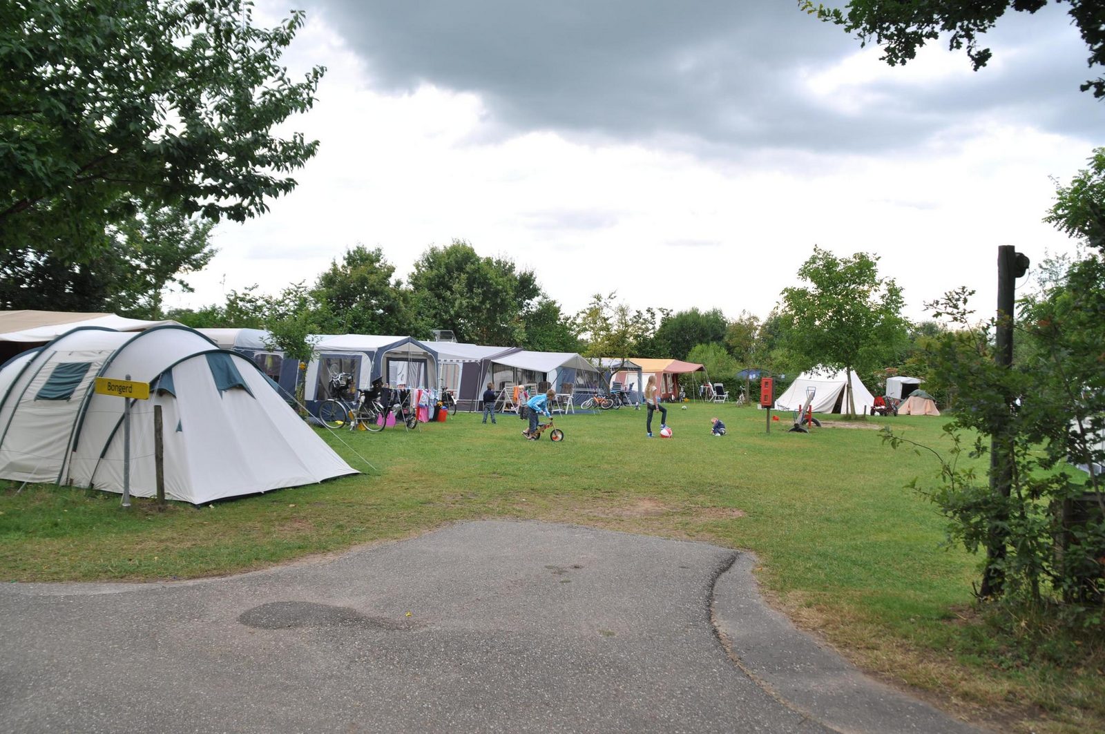 Kampeerplaats voor een kleine tent