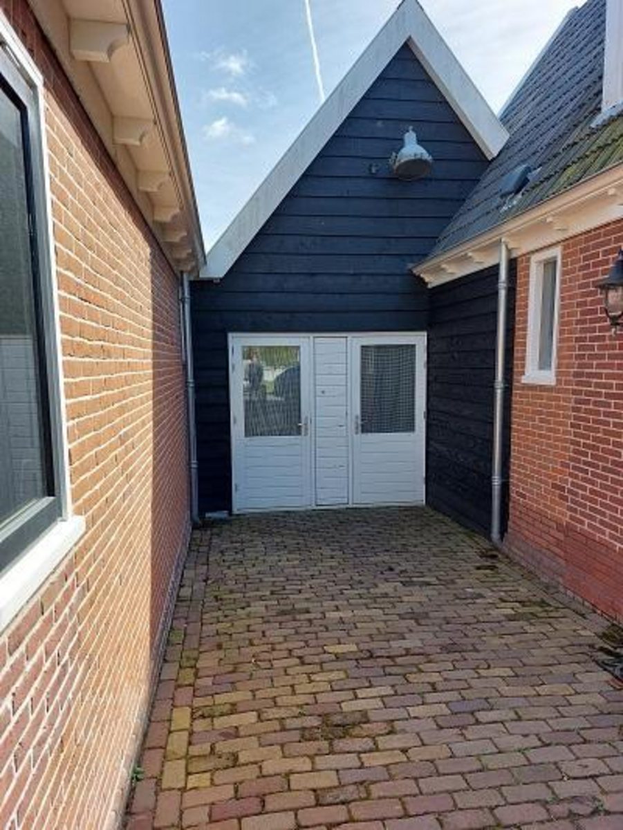 Dorpsstraat 13