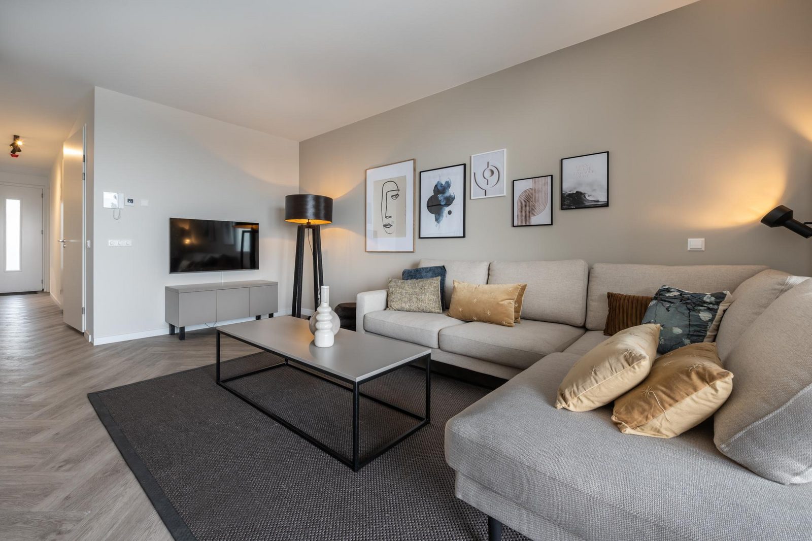 Harbour Loft 1J | Résidence Marina 