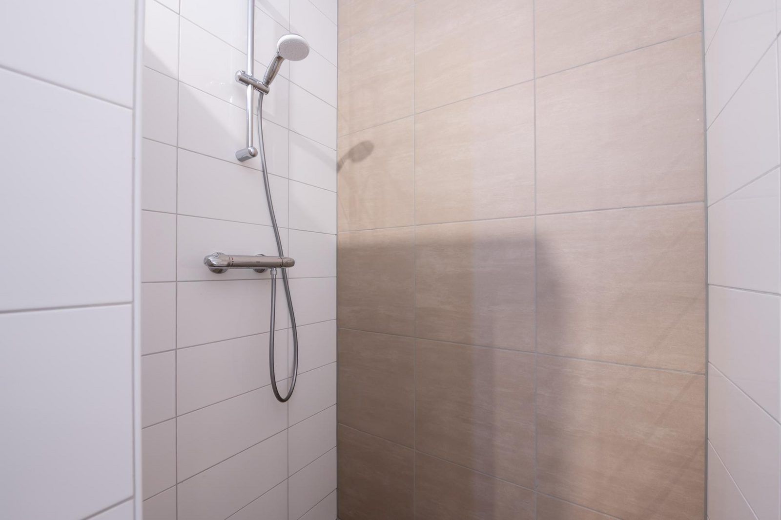 Harbour Loft 1J | Résidence Marina 