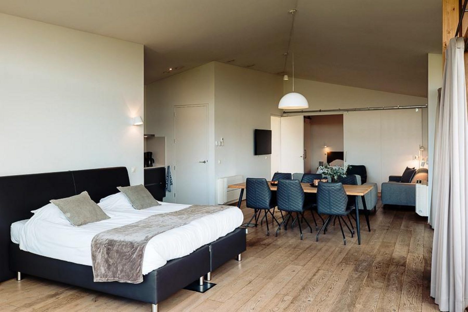 Landgoed St. Geertruid - Natuurloft® Aarde met hottub en pizzaoven