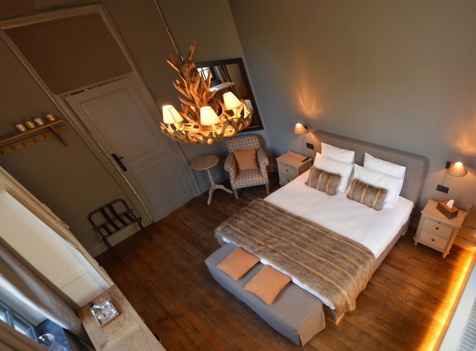 Chambre pour deux personnes avec salle de bains privéé