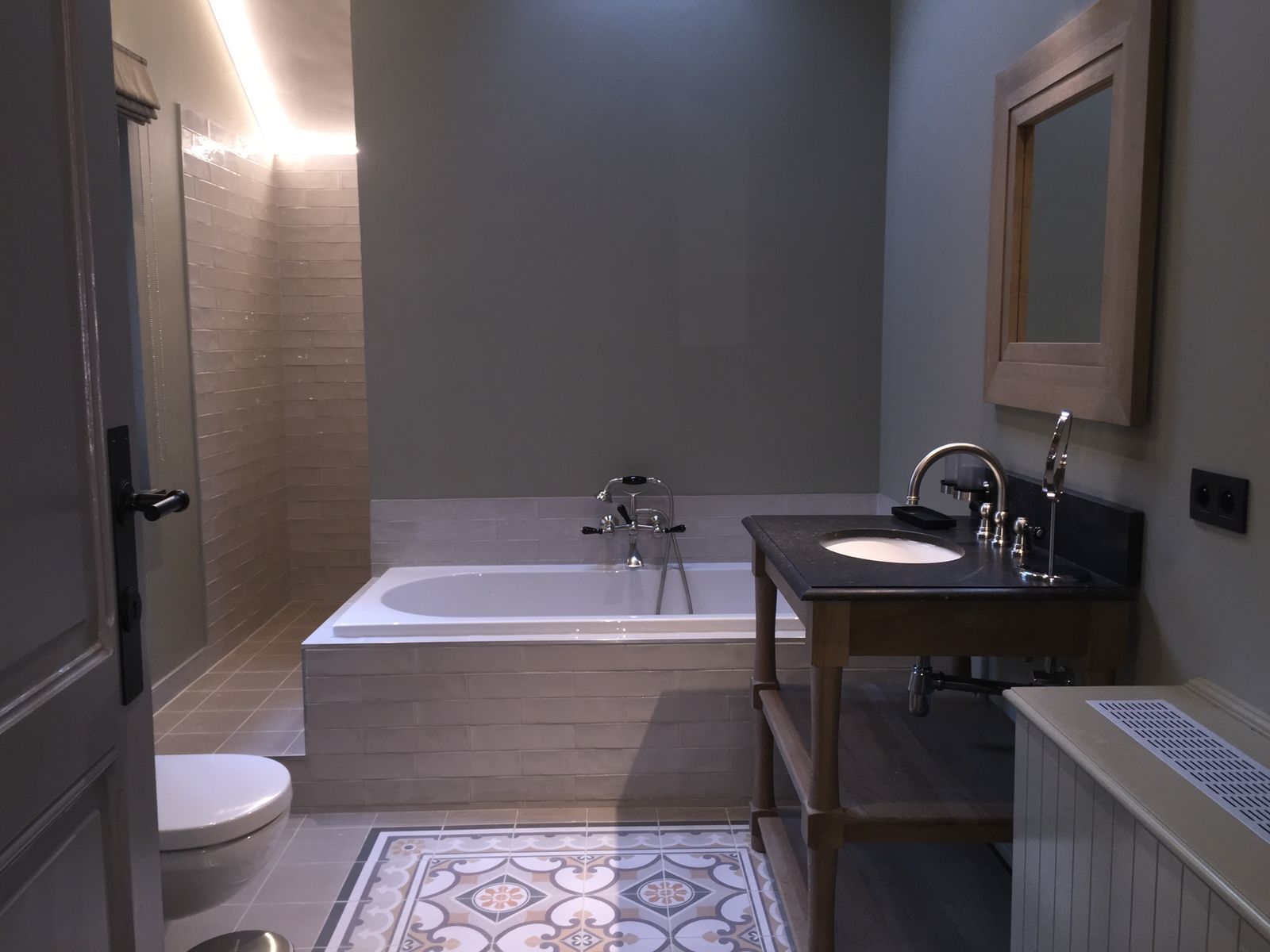 Chambre pour deux personnes avec salle de bains privéé