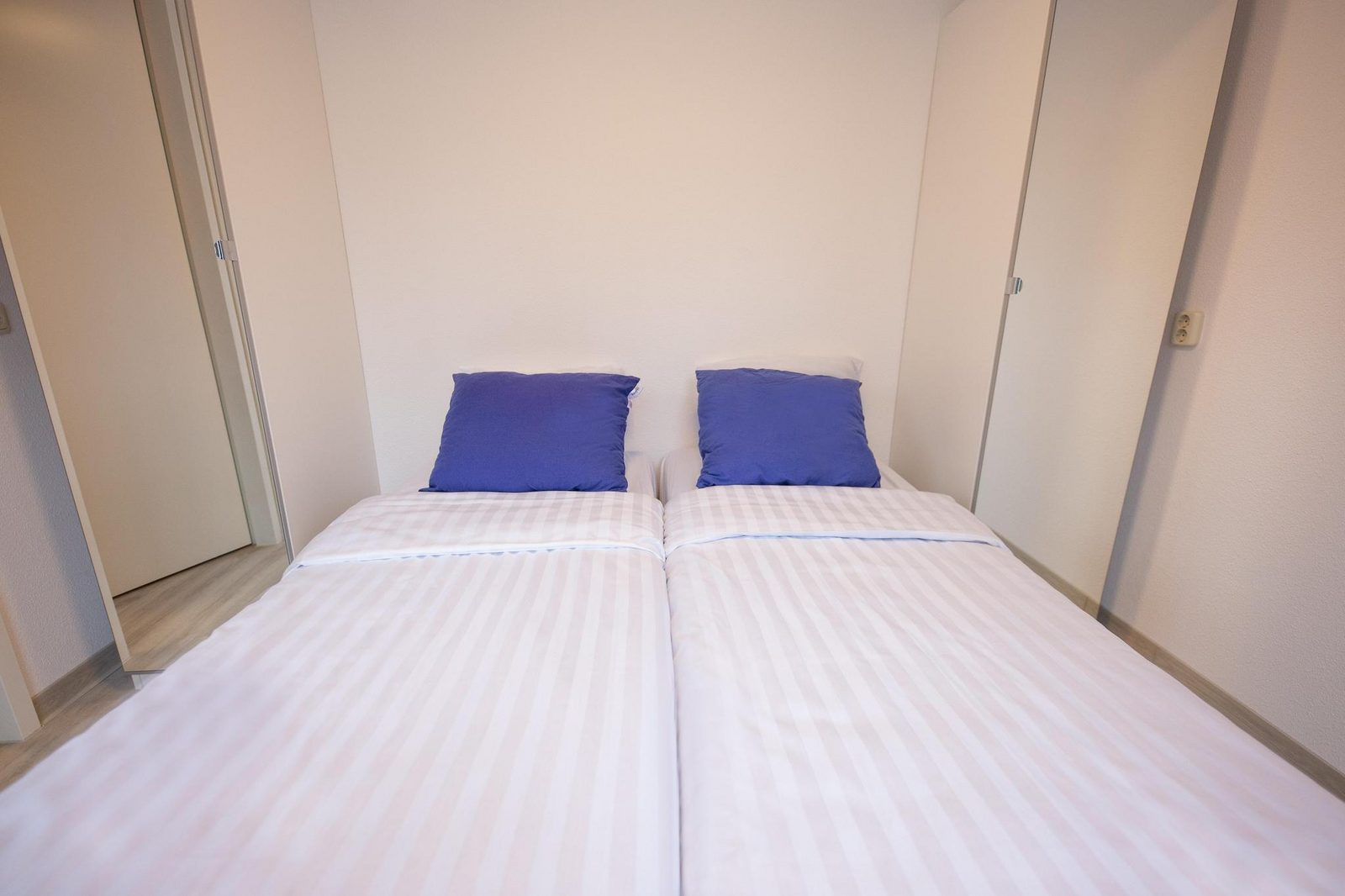 2-4 person apartments