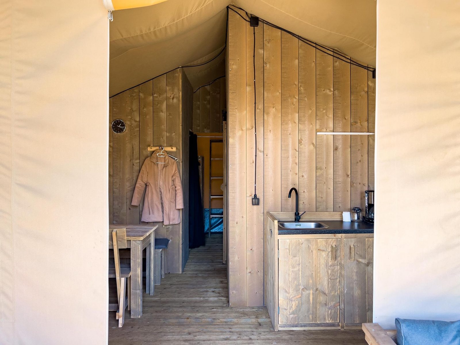 Luxe safaritent met sanitair | 6 personen