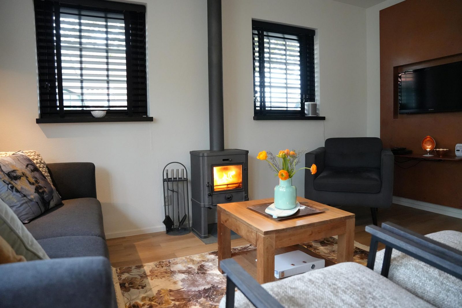 De Appelbloesem 6-persoons met overdekte hottub, barrelsauna, lounge, wifi