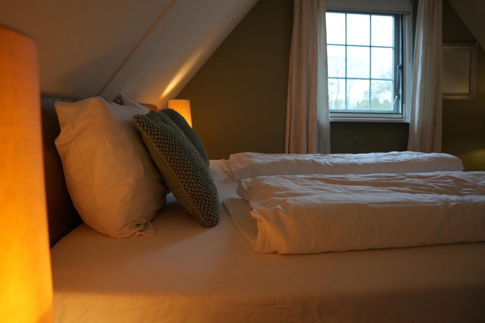 De Appelbloesem 6-persoons met overdekte hottub, barrelsauna, lounge, wifi