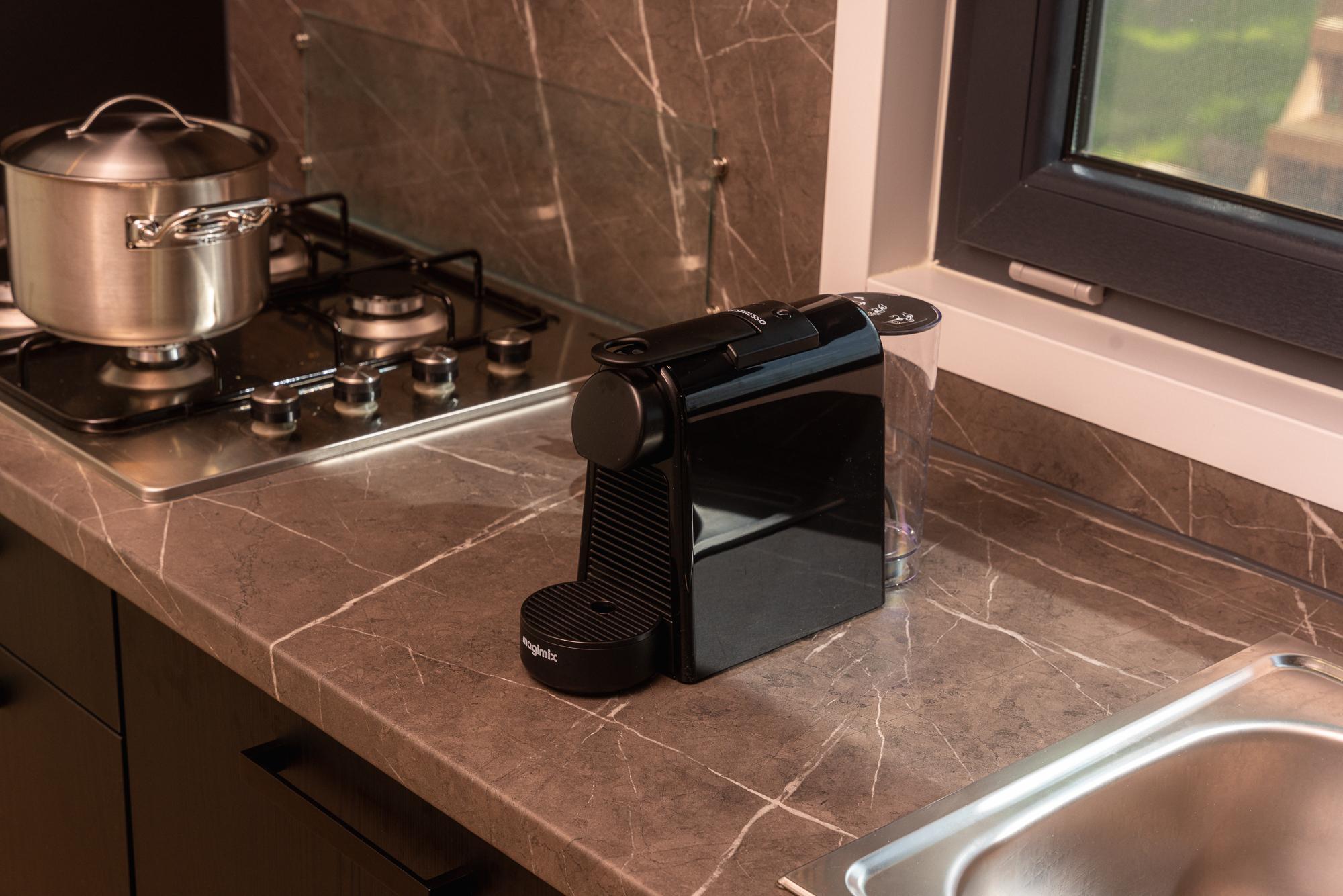 Group accommodation [7x Happy Oak Lodge 28p]