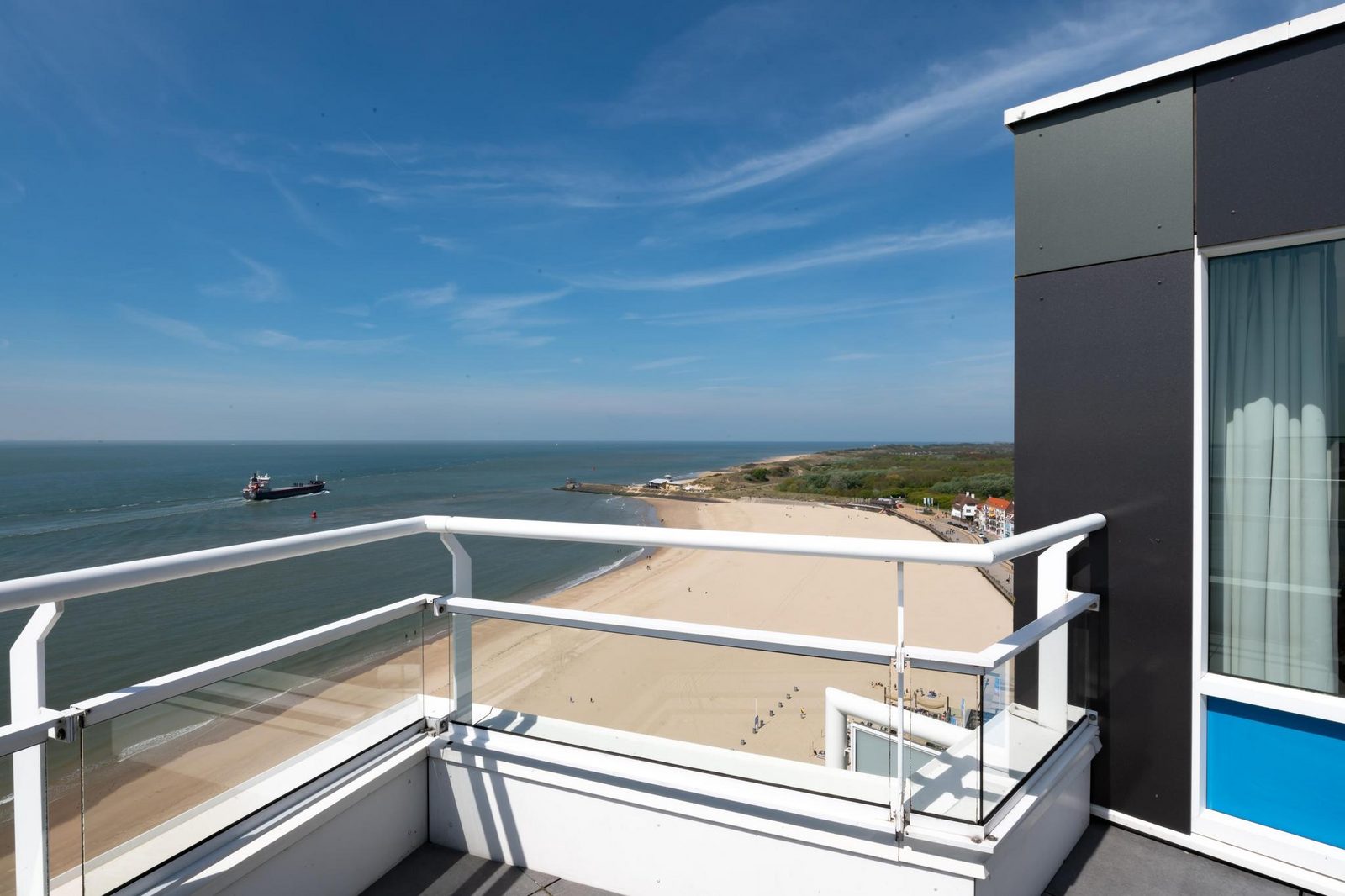 Penthouse 748 met zeezicht