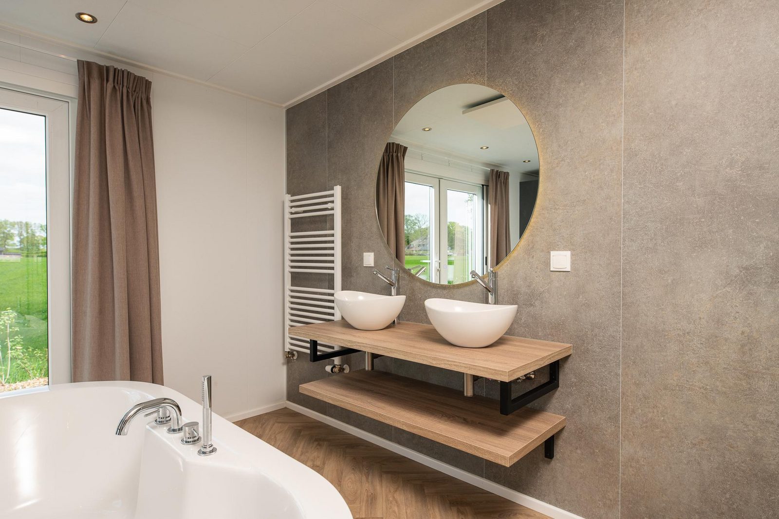 Panorama Wellnesslodge | Jacuzzi, Sauna und Bad | 2 Personen