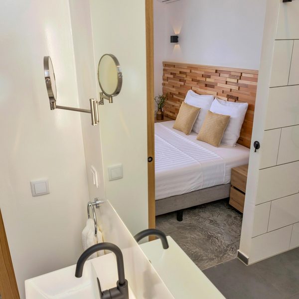 Off Grid Penthouse Apartment photo