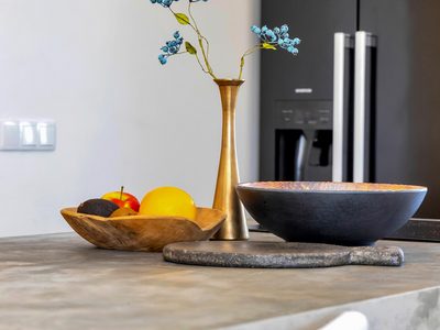 Picture of The Designers Went 'Off Grid' for This Clerkenwell Penthouse ... - MSN