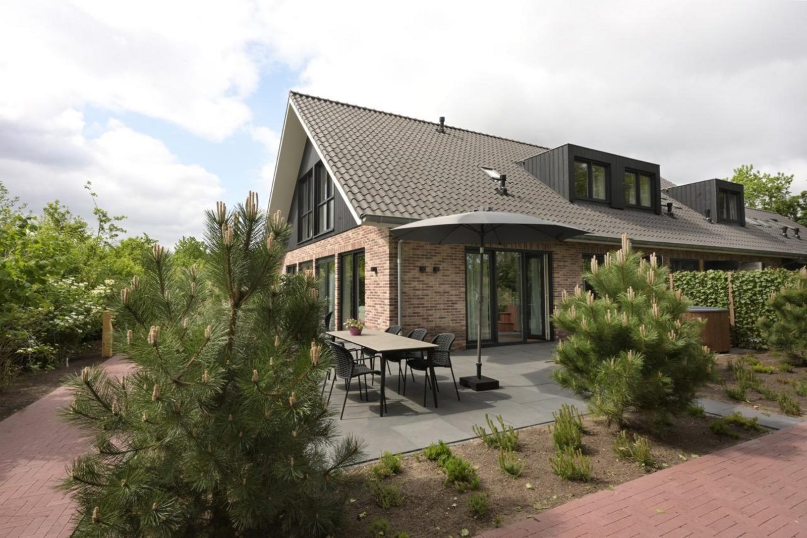 Heide Hoeve Corner House with Hottub | 6 persons