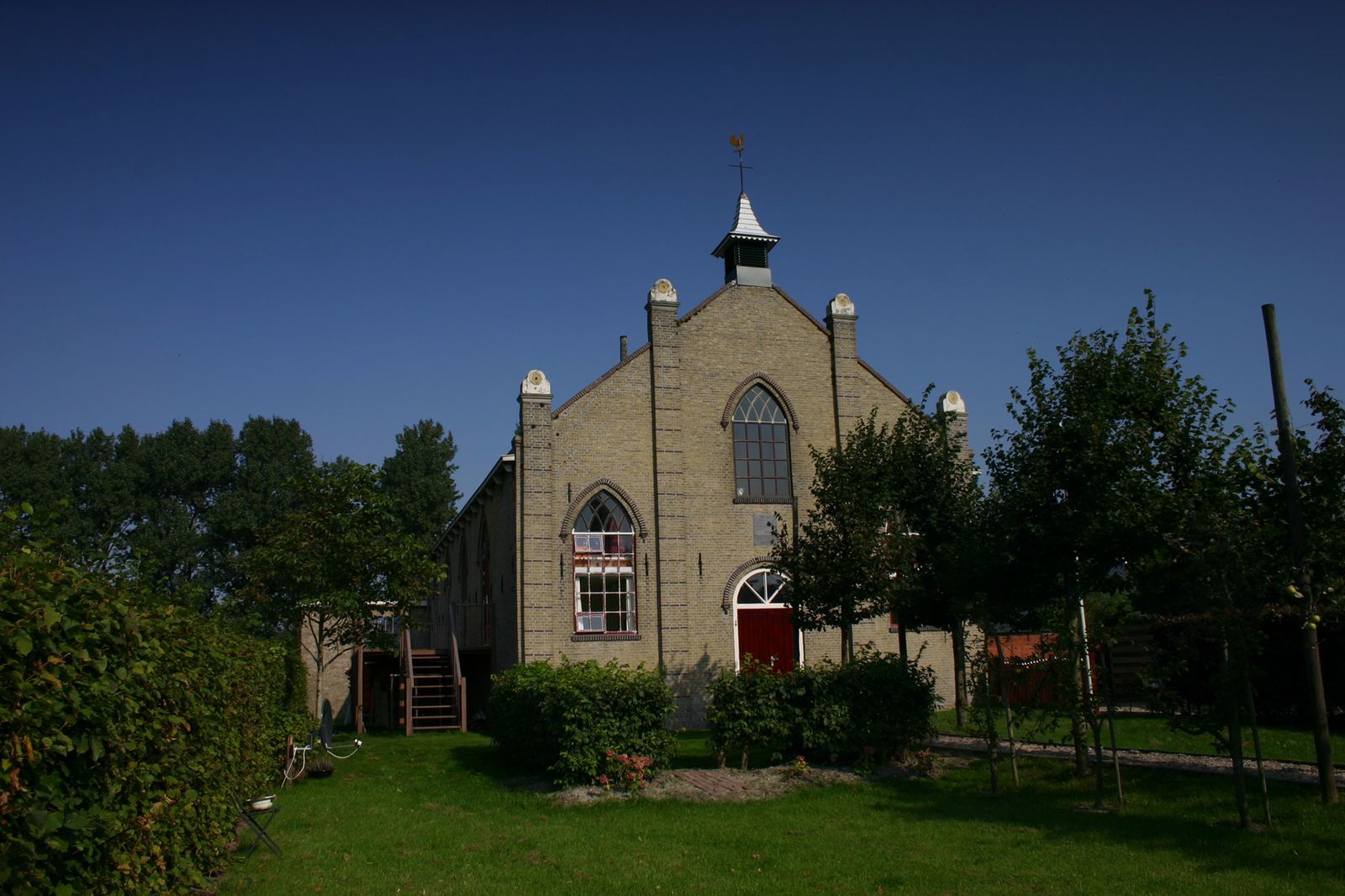 Dorpskerk - bijzonder vakantieadres in Friesland