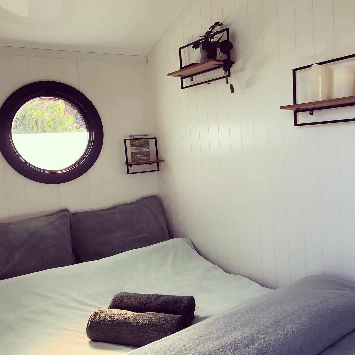 De Witte Woonboot | 2 personen