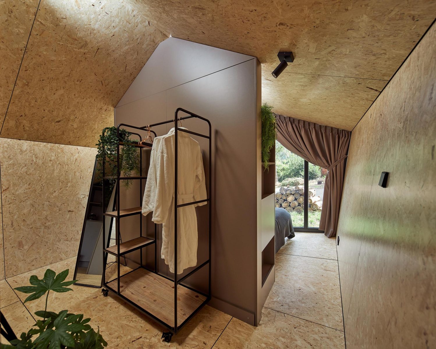 Diamond Suite met Hottub