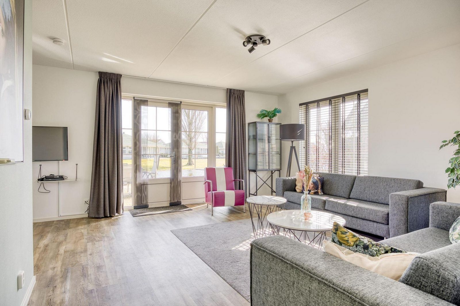 Beachvilla+ 6 personen
